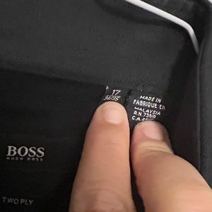 Hugo Boss mens dress shirt Size 17 34/35 French Cuffs